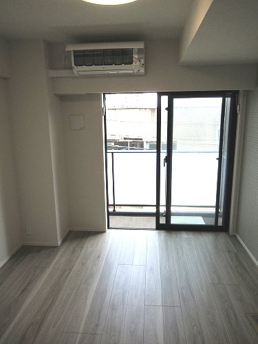 居室・リビング　開放感のあるゆったりとしたお部屋です♪