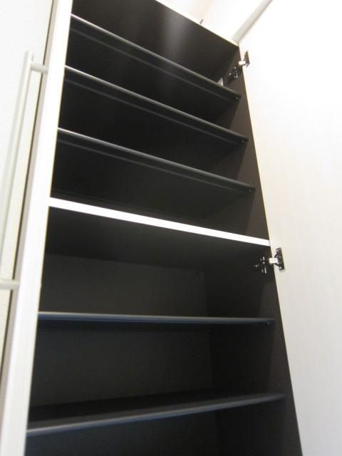 その他　★靴もしっかり収納★