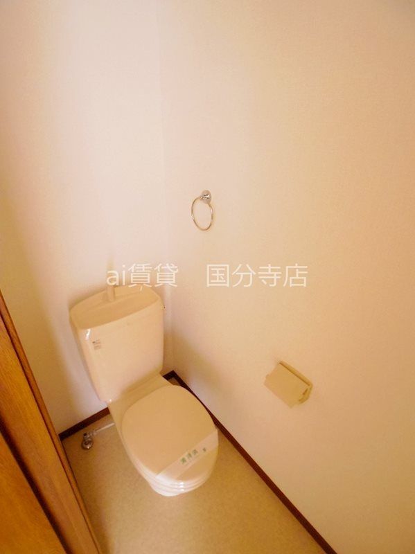 トイレ　※別号室写真です