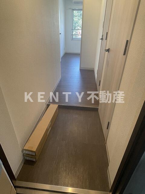 玄関　落ち着いた玄関です