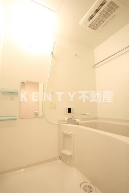 バス・シャワールーム　追い焚き機能付き