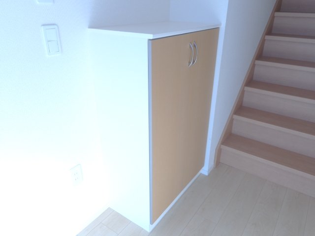 収納　シューズボックス