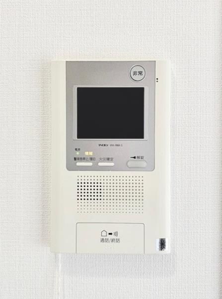 セキュリティ　写真は同タイプ住居です。