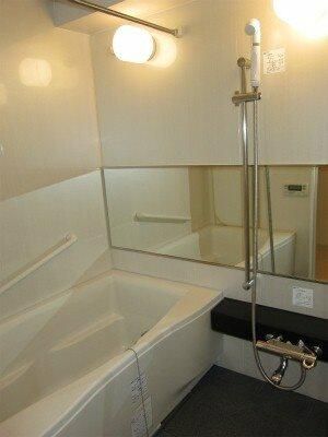 バス・シャワールーム　日々の疲れを癒すお風呂付です