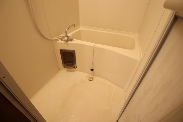 バス・シャワールーム　同建物内別室の参考写真です。※現況優先