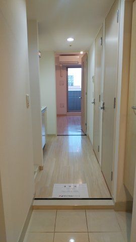 玄関　※参考写真