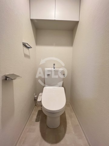 トイレ　スプランディッド堀江　温水洗浄便座