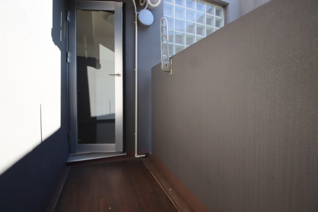 バルコニー　※別室の参考写真の為、現況優先です。