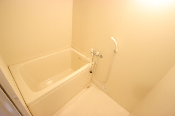 バス・シャワールーム　※別室の写真です