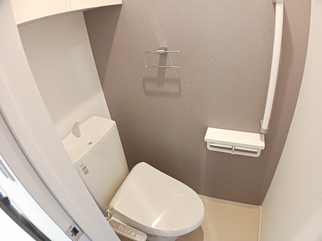 トイレ　コンパクトで使いやすいトイレです