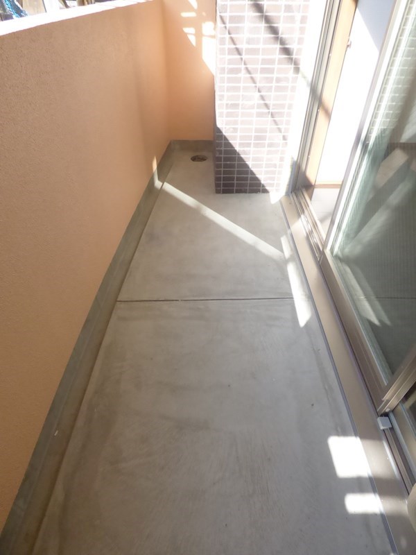 バルコニー　※同物件別部屋参考写真