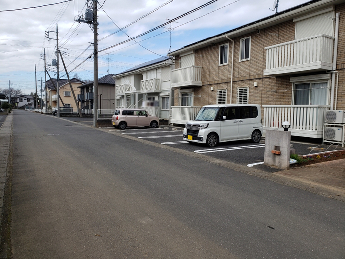 駐車場　敷地内駐車スペース
