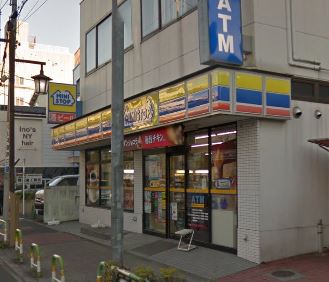 コンビニ　ミニストップ町屋４丁目店（コンビニ）まで60m