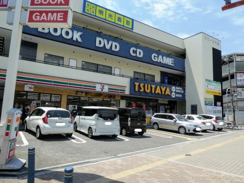 レンタルビデオ　TSUTAYA 大正千島店（レンタルビデオ）まで341m