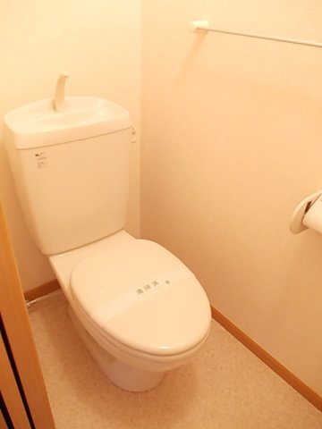 トイレ　ゆったりとした空間のトイレです