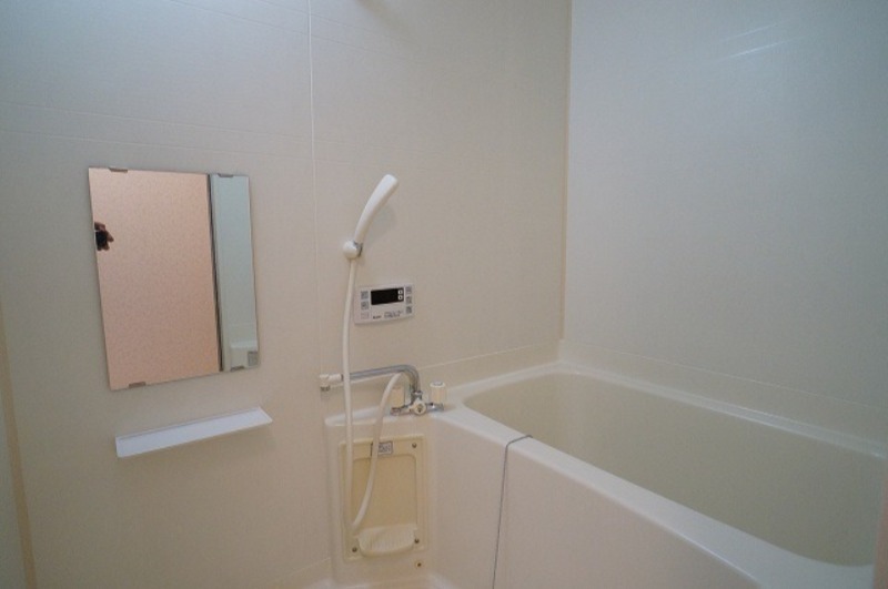 バス・シャワールーム　図面と現状に相違がある場合には現状を優先