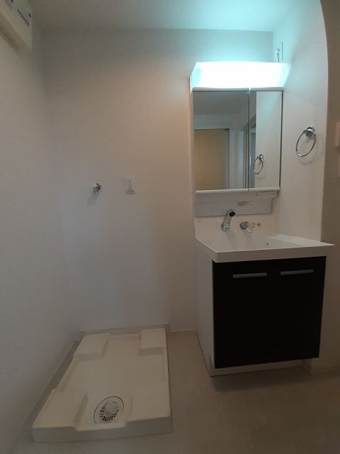 洗面設備　※別部屋の参考写真です。
