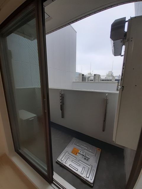 バルコニー　※別部屋の参考写真です。