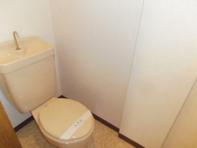 トイレ　※別部屋参考写真☆洋式トイレ☆