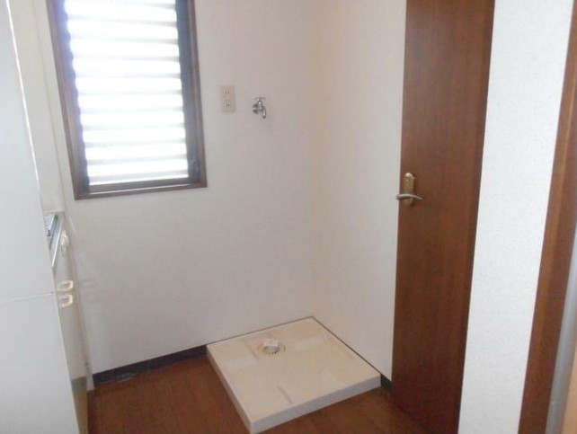 その他設備　※別部屋参考写真☆室内洗濯機置き場☆