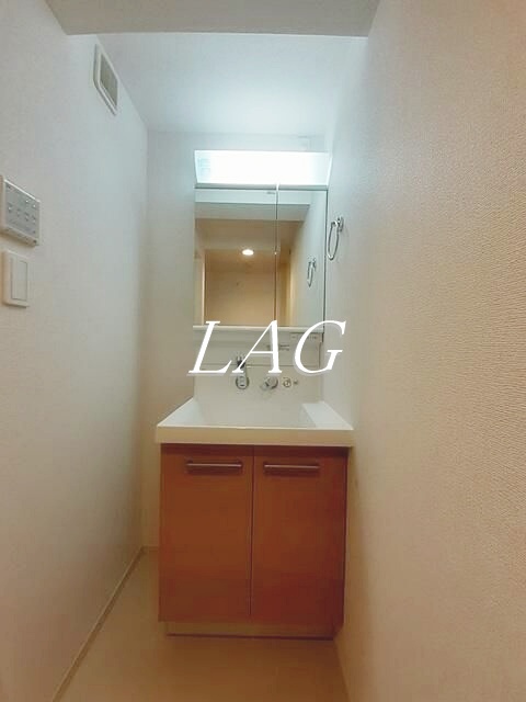 洗面設備　洗面台です。