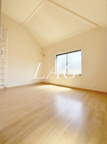 居室・リビング　洋室のお部屋です。