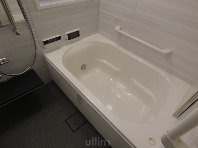 バス・シャワールーム　※他部屋のため参考までにご覧ください