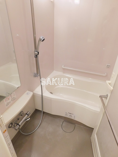 バス・シャワールーム　日々の疲れを癒すお風呂です♪
