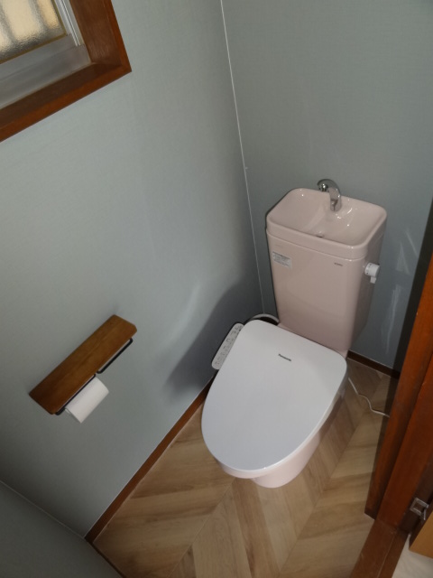 トイレ　１階と２階にトイレあり！新調済み♪