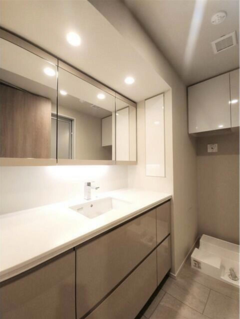 洗面設備　別部屋参考写真
