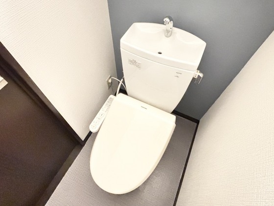 トイレ　シャワー付きトイレ