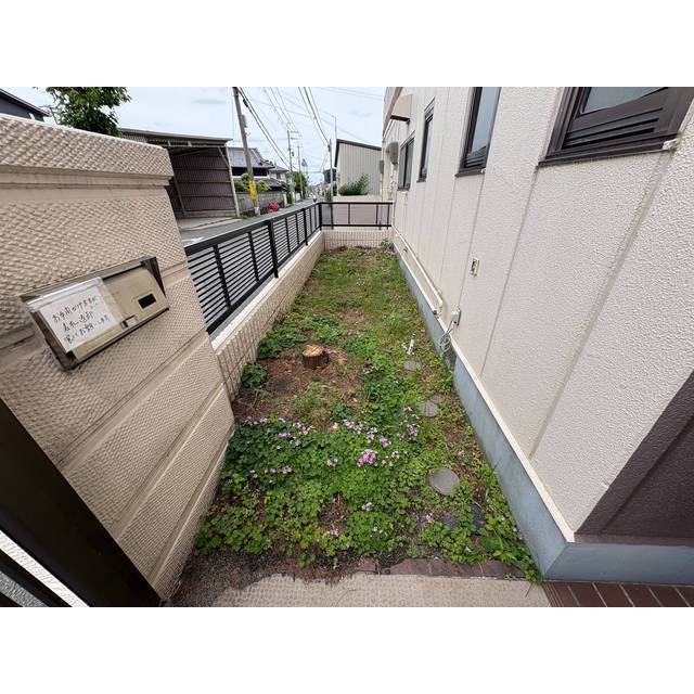 駐車場　プロパンガス