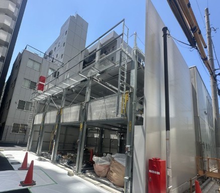駐車場　駐車場があるので、車を買う予定の方も安心です