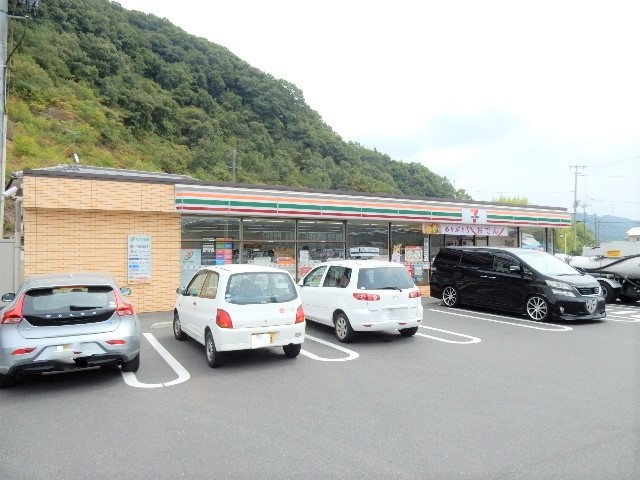 コンビニ　セブンイレブン玉野迫間店（コンビニ）まで1670m