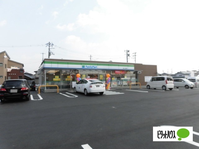 コンビニ　ファミリーマート盛岡北夕顔瀬町店（コンビニ）まで484m