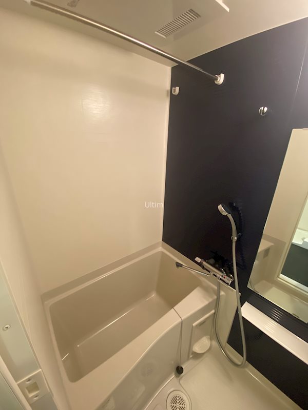 バス・シャワールーム　※別のお部屋の写真です