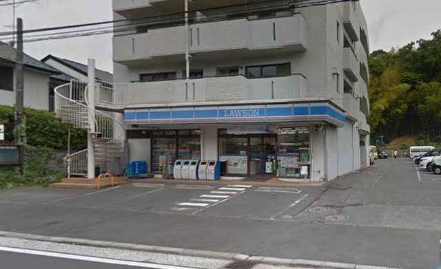 コンビニ　ローソン戸塚汲沢店（コンビニ）まで200m