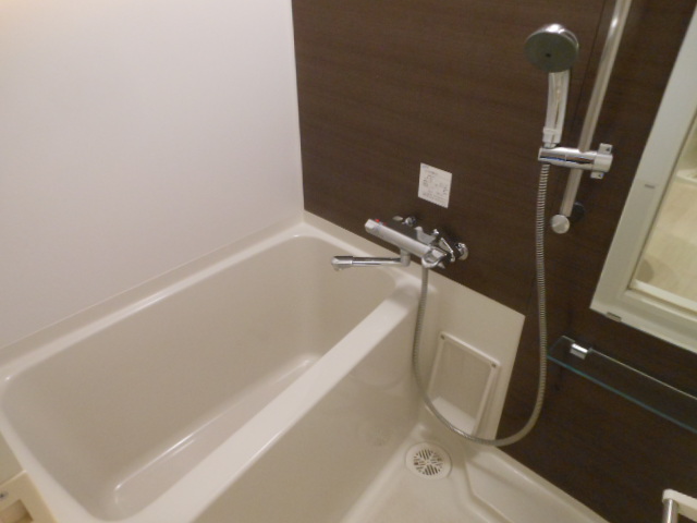 バス・シャワールーム　別部屋参考写真