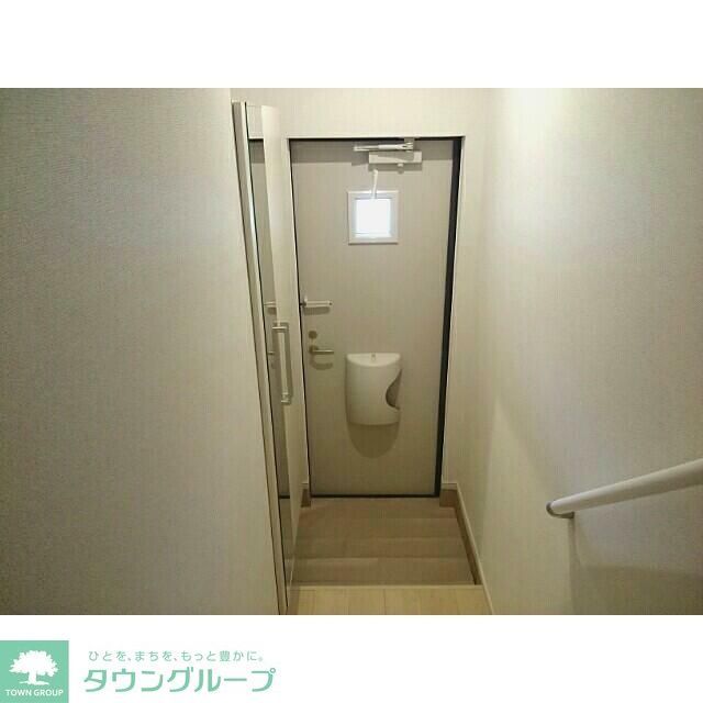 玄関　★お問い合わせはタウンハウジングまで★