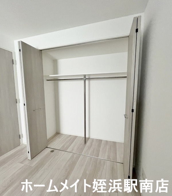 収納　★各部屋にクローゼット付き★