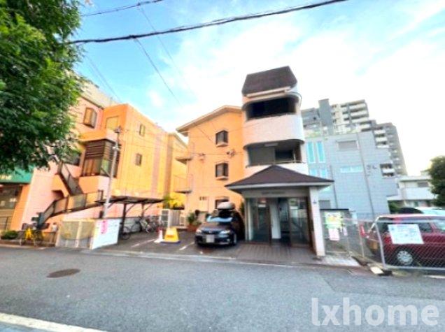 建物外観　落ち着いた雰囲気の外観です
