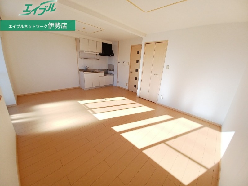 居室・リビング　同型参考写真