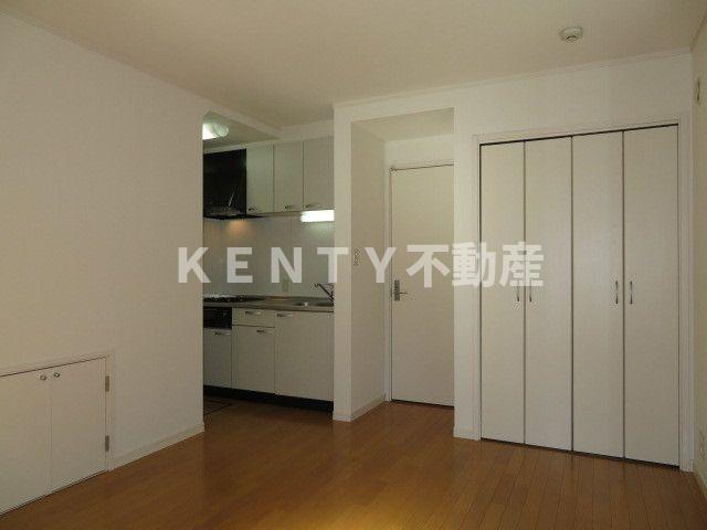 その他部屋・スペース　落ち着いて過ごせるお部屋なので、寝室にいかがでしょうか