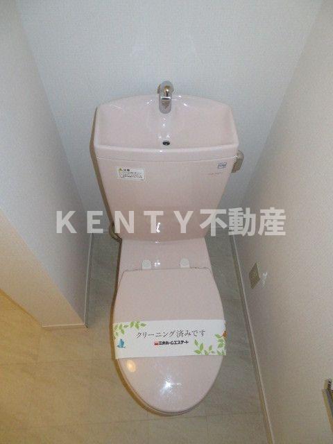 トイレ　清潔感のあるトイレです