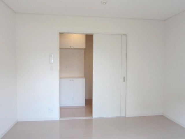 居室・リビング　★きれいなお部屋です。★