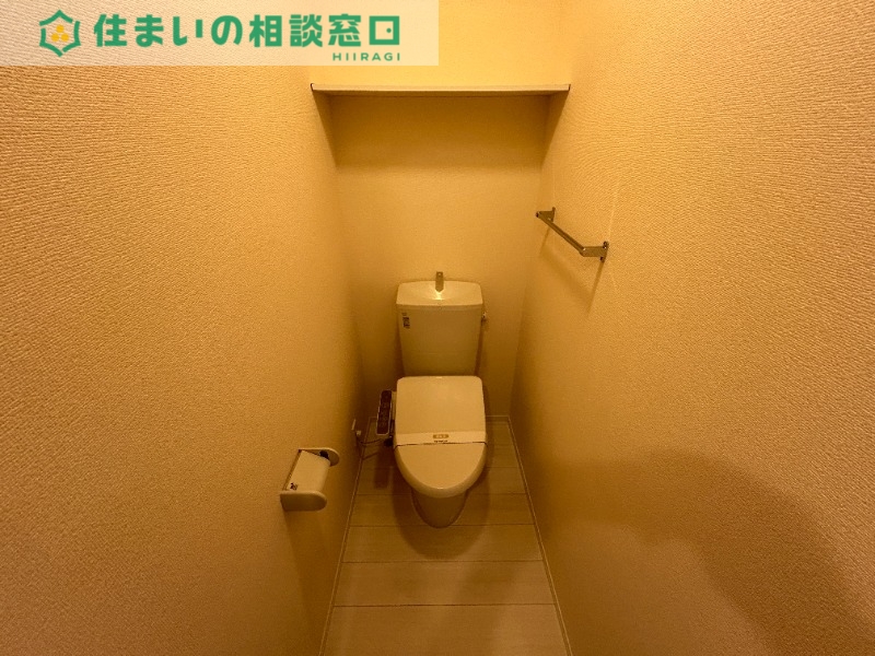 トイレ　同型