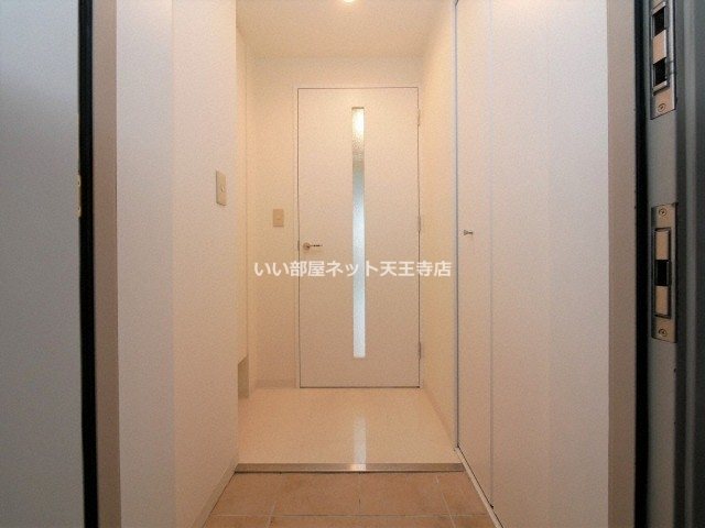ベルシモンズ大阪港の玄関写真