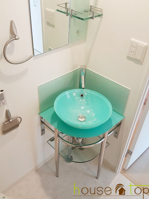洗面設備　オシャレな洗面台！部屋によってカラーは若干異なります♪