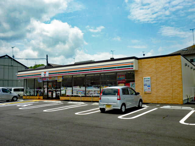コンビニ　セブンイレブン大津瀬田西インター店（コンビニ）まで300m