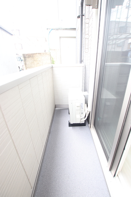 バルコニー　広々なバルコニー